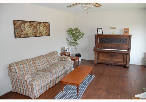 16-jay-street-hamilton-ontario-h299720