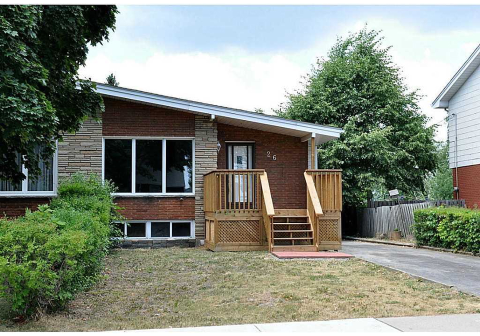 26-blackthorne-avenue-hamilton-ontario-h3186600