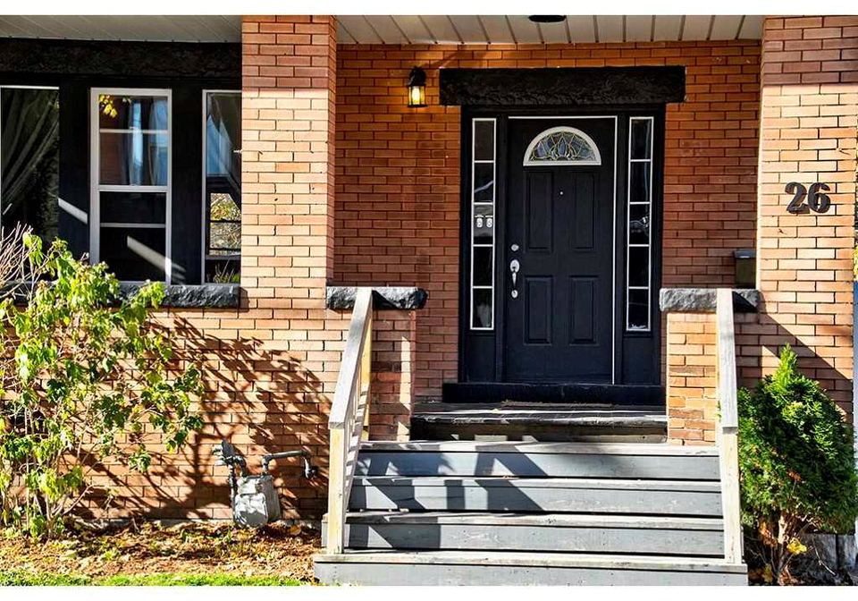 26-spadina-avenue-hamilton-ontario-h3195100