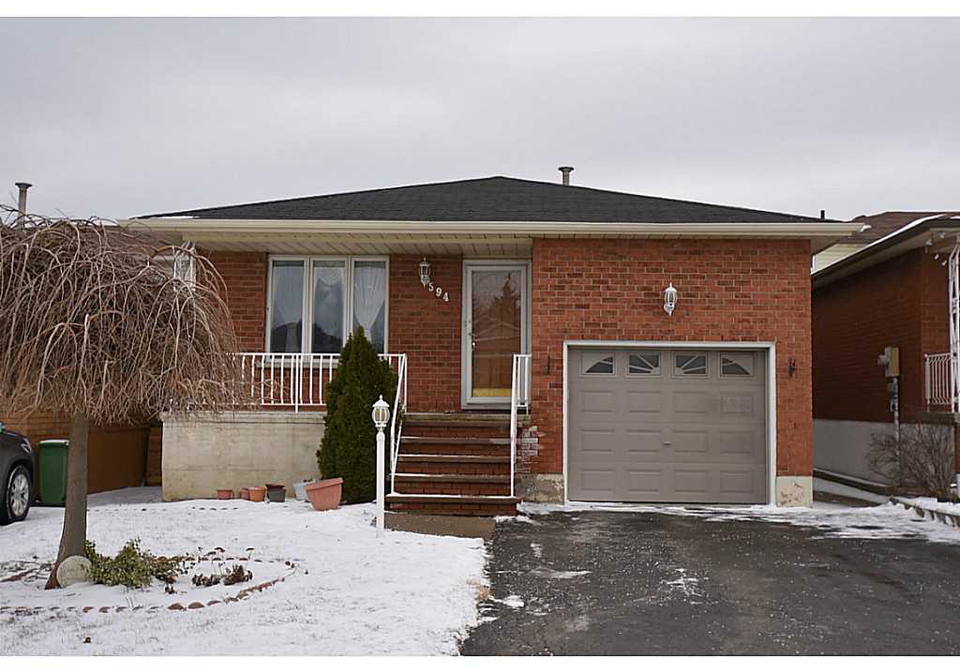 594-queen-victoria-drive-hamilton-ontario-h3198458