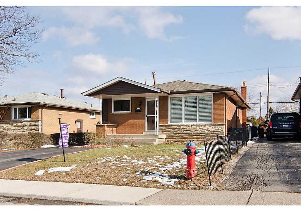 5-empire-court-hamilton-ontario-h3198570