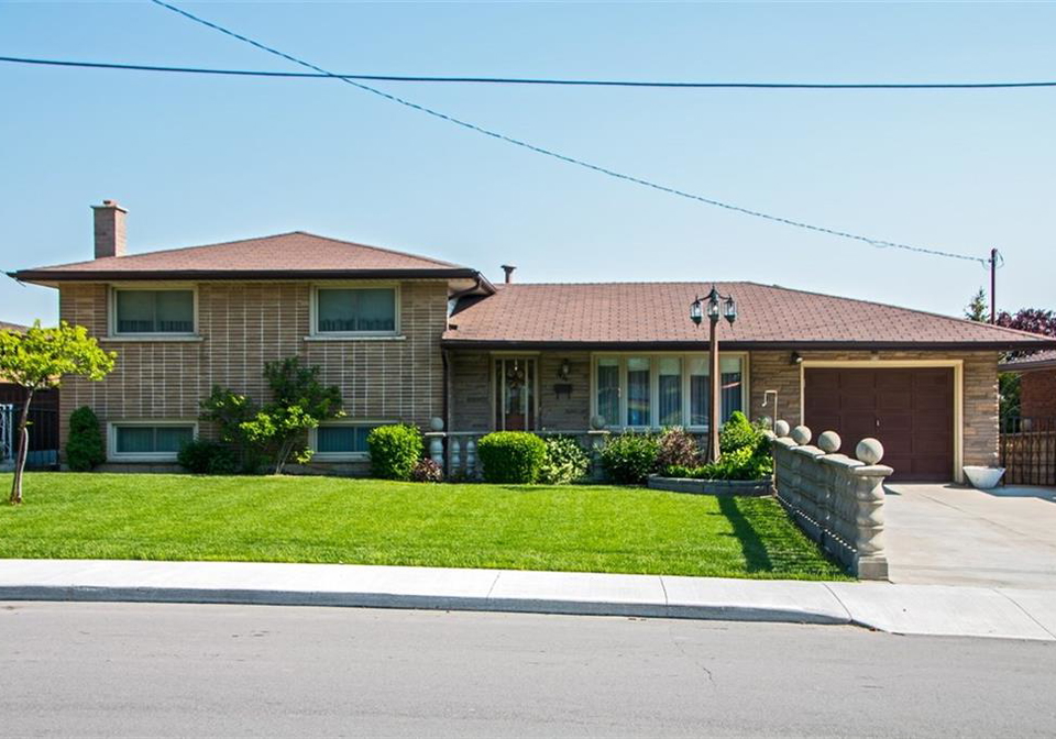 44-aldridge-street-hamilton-ontario-h4037414