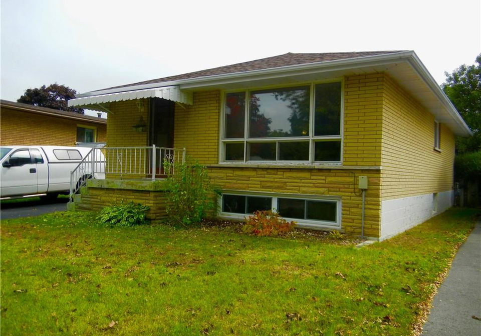 8-frontenac-avenue-brantford-ontario-h4038723