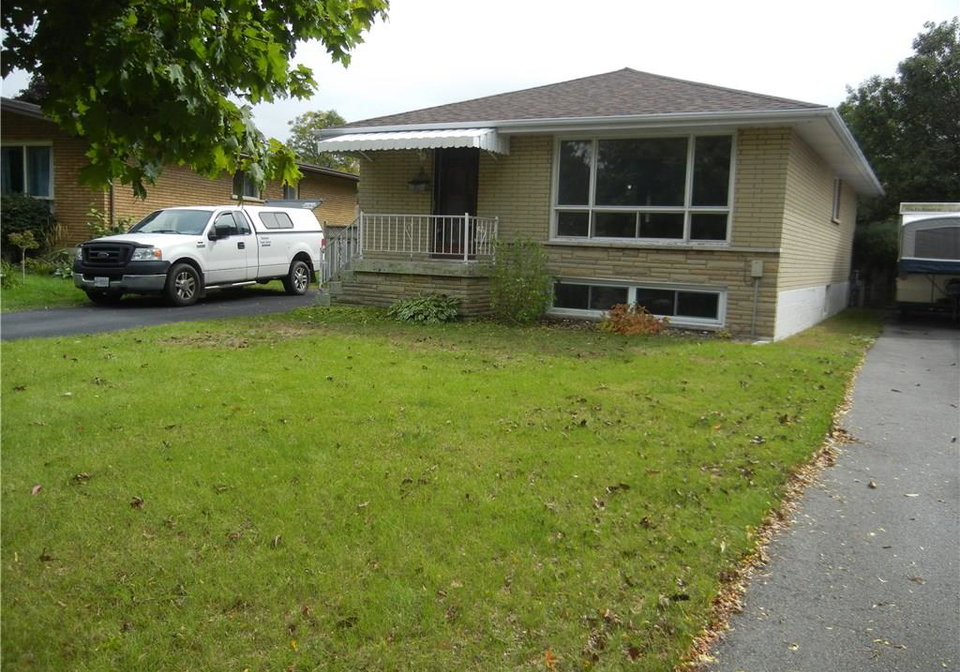 8-frontenac-avenue-brantford-ontario-h4038723