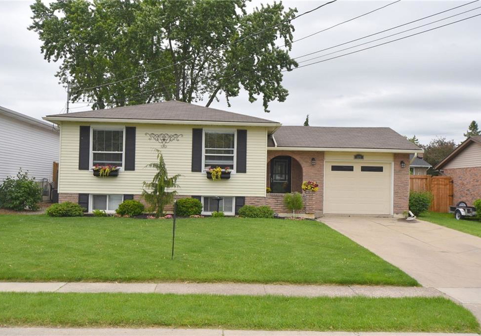 325-maccrae-drive-caledonia-ontario-h4055979