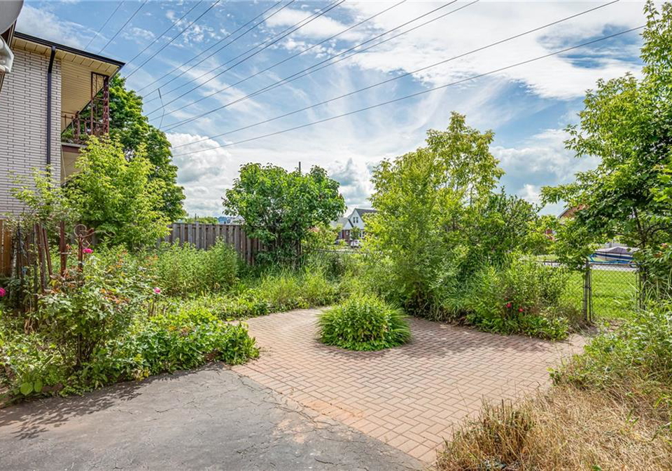 49-selkirk-avenue-hamilton-ontario-h4056937