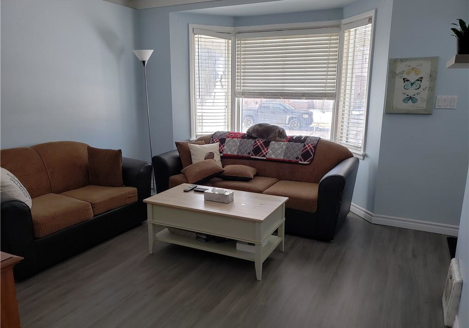 281-east-34th-street-hamilton-ontario-h4072205