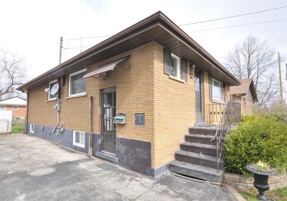 8-alderney-avenue-hamilton-ontario-h4076851