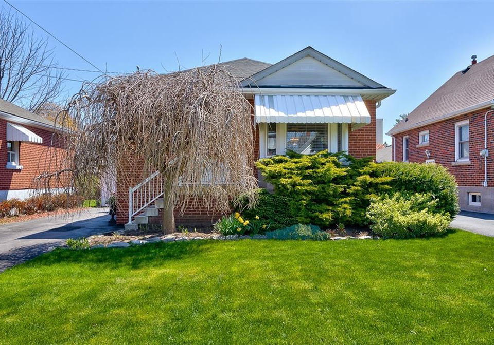 277-east-34th-street-hamilton-ontario-h4078017