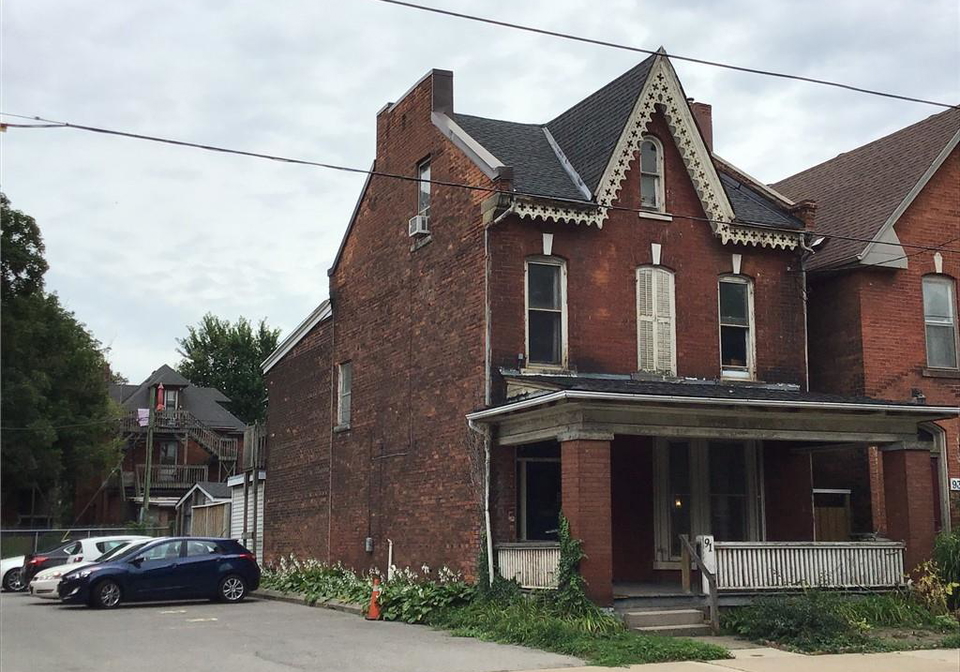 91-wellington-street-s-hamilton-ontario-h4086560
