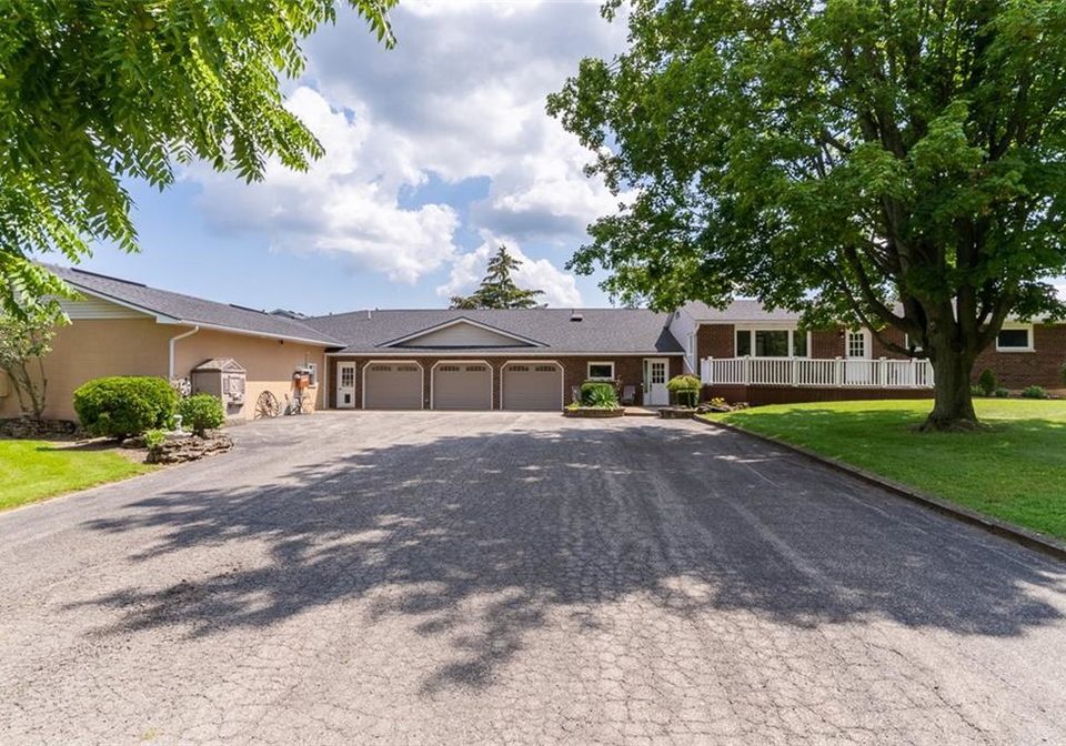 3999-locust-lane-beamsville-ontario-h4113710