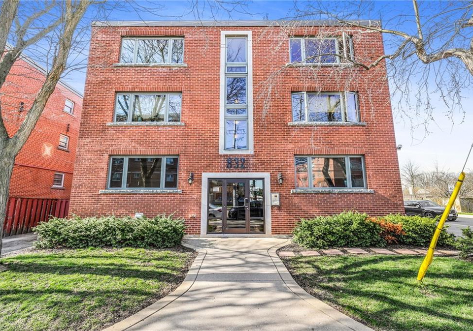 832-concession-street-hamilton-ontario-h4190912