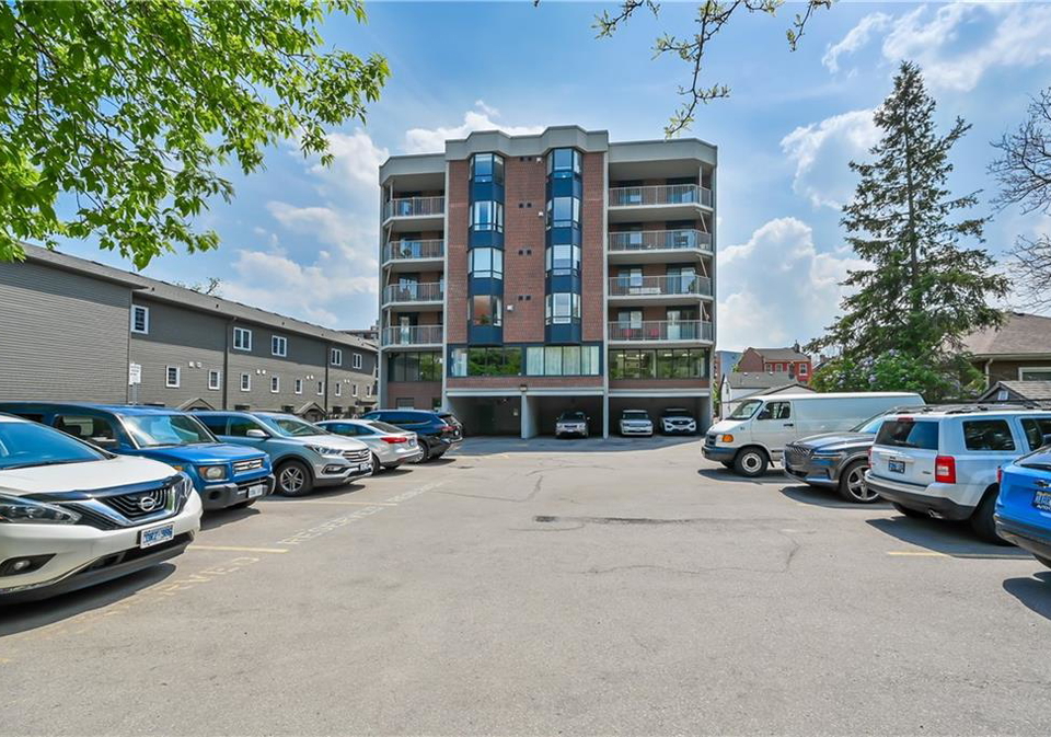 17-king-street-e-dundas-ontario-h4194015