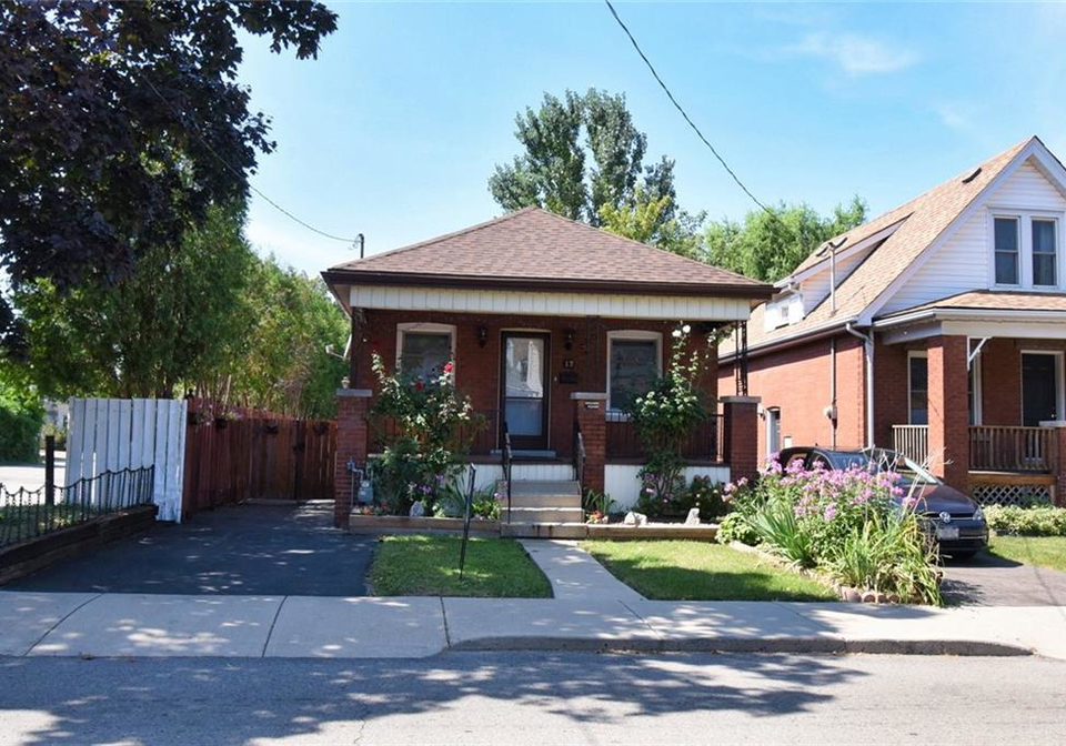 17-park-row-street-n-hamilton-ontario-h4205018